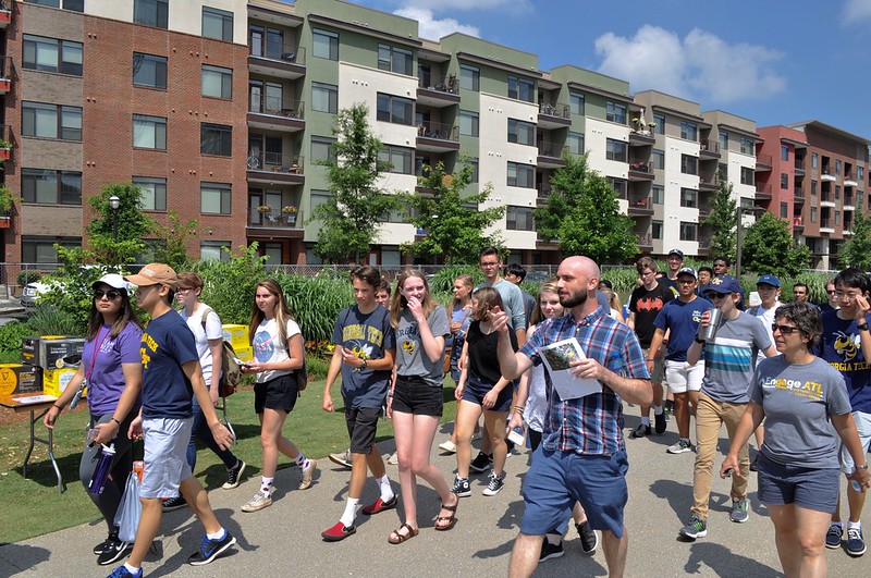 students take a tour